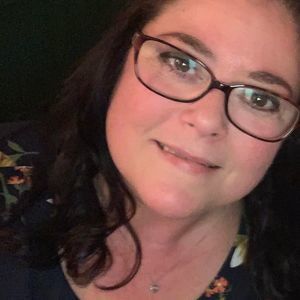 Meet your Posher, Debra